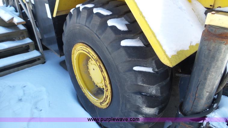 image for item K4589 P & H Omega 20 crane