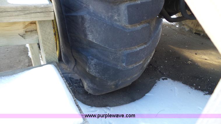 image for item K4589 P & H Omega 20 crane