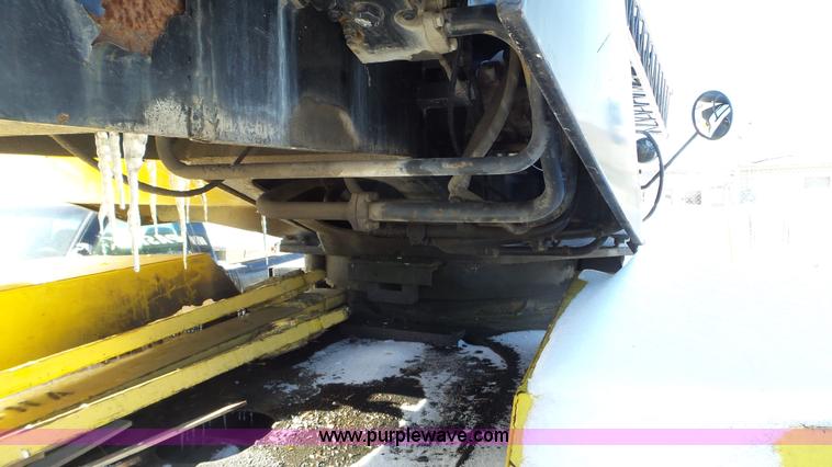 image for item K4589 P & H Omega 20 crane