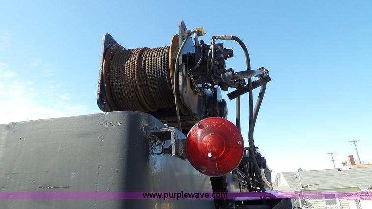 image for item K4589 P & H Omega 20 crane