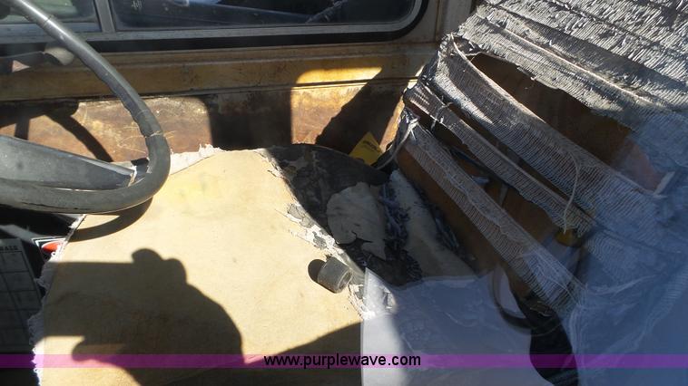 image for item K4589 P & H Omega 20 crane