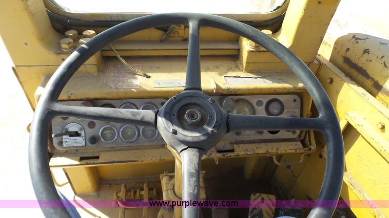 image for item K5038 1978 Caterpillar 627B conventional scraper