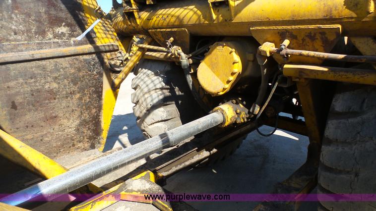 image for item K5038 1978 Caterpillar 627B conventional scraper