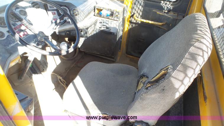 image for item K5039 1999 Bell B35C haul truck