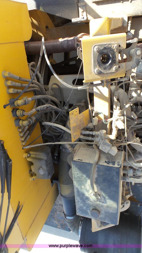 image for item K5039 1999 Bell B35C haul truck