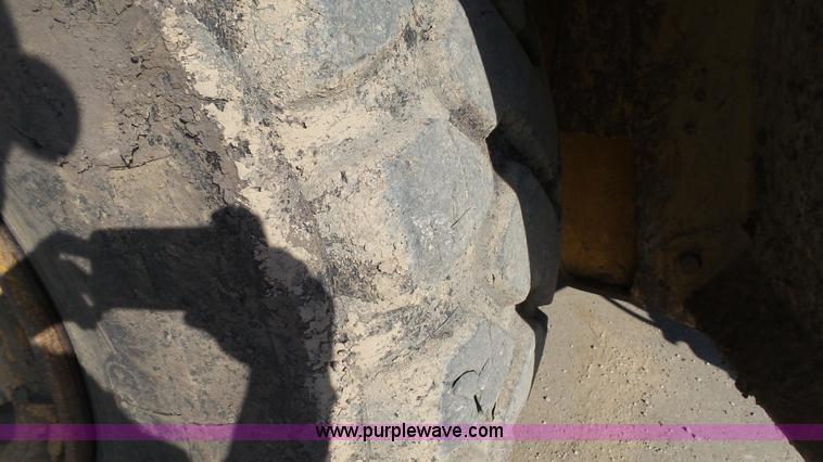 image for item K5039 1999 Bell B35C haul truck