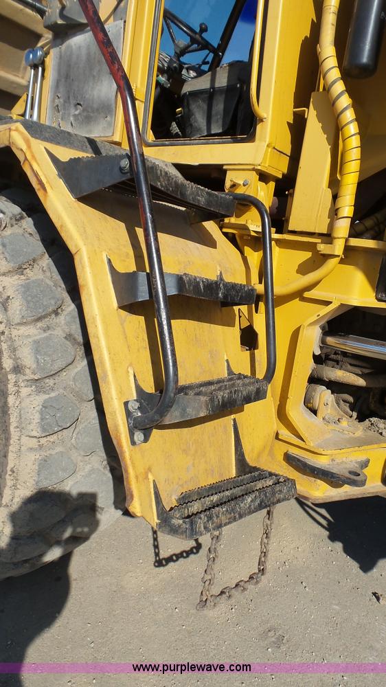 image for item K5039 1999 Bell B35C haul truck