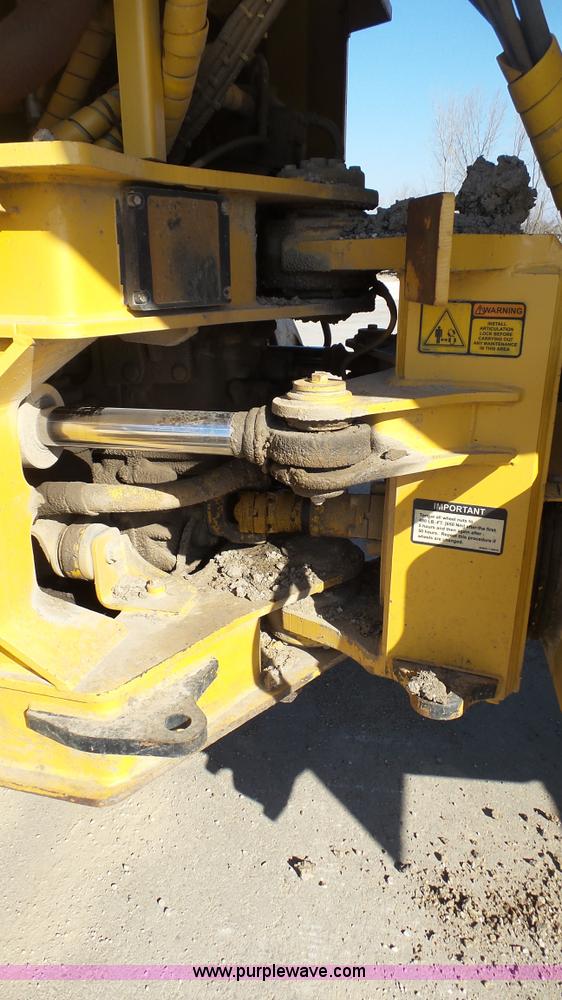 image for item K5039 1999 Bell B35C haul truck