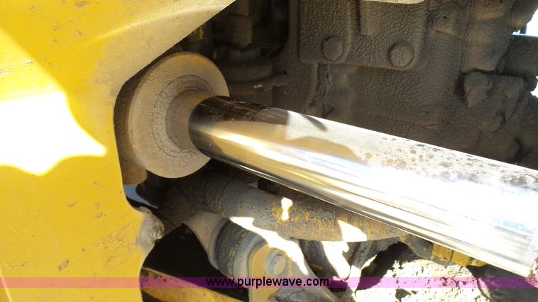 image for item K5039 1999 Bell B35C haul truck