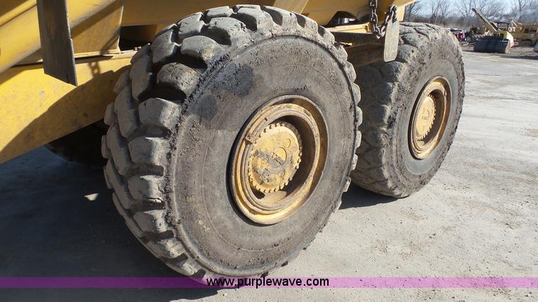 image for item K5039 1999 Bell B35C haul truck