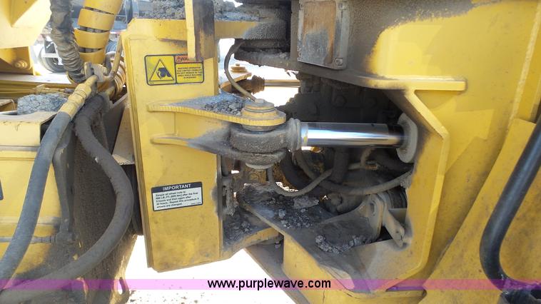 image for item K5039 1999 Bell B35C haul truck