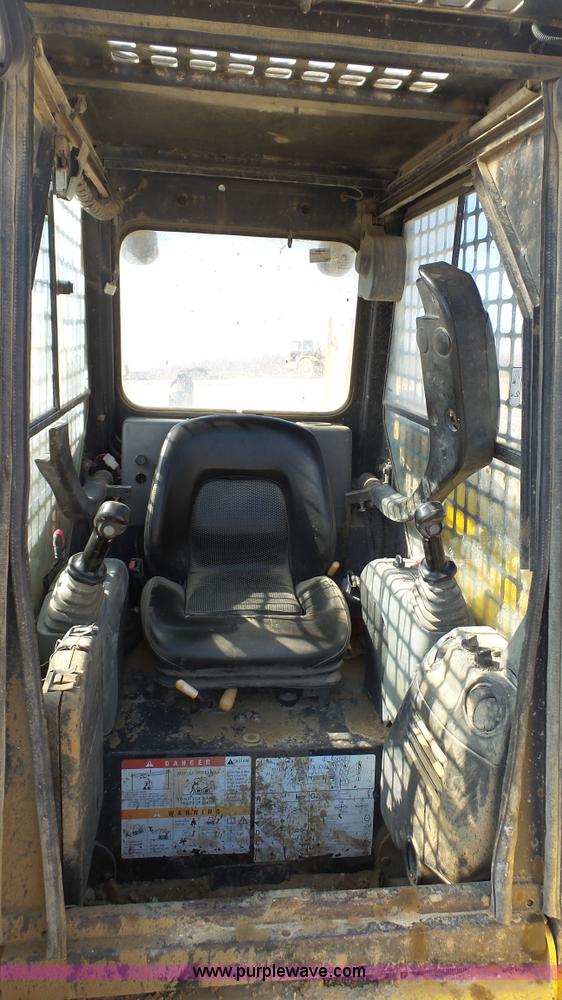 image for item K5041 2008 Komatsu CK30-1 skid steer