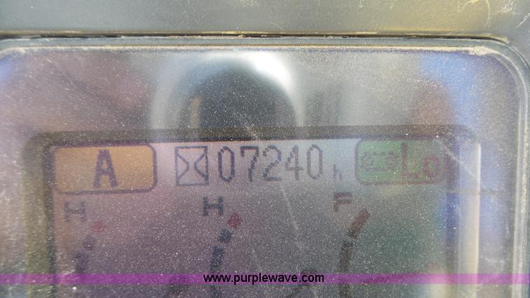 image for item K5042 2004 Komatsu PC160LC-7KA excavator