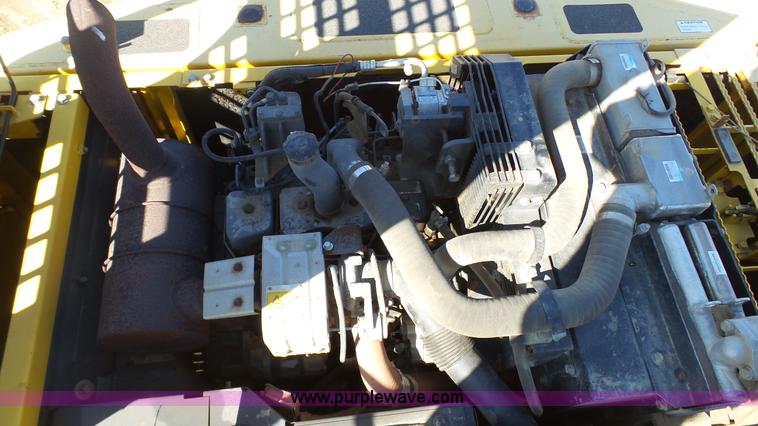 image for item K5042 2004 Komatsu PC160LC-7KA excavator