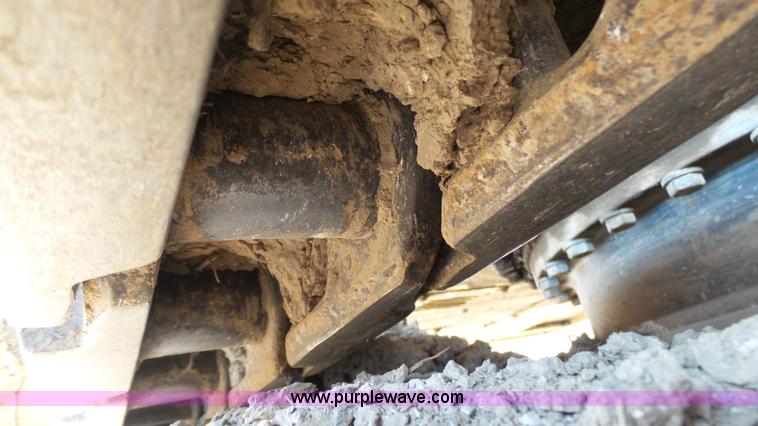 image for item K5042 2004 Komatsu PC160LC-7KA excavator