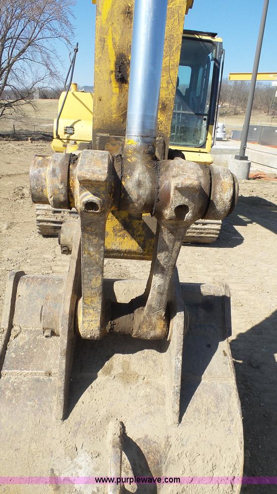 image for item K5042 2004 Komatsu PC160LC-7KA excavator