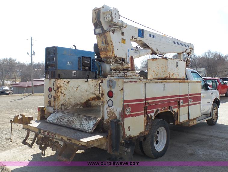 image for item K5043 1999 Ford F550 service truck with crane