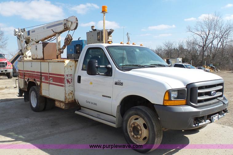 image for item K5043 1999 Ford F550 service truck with crane