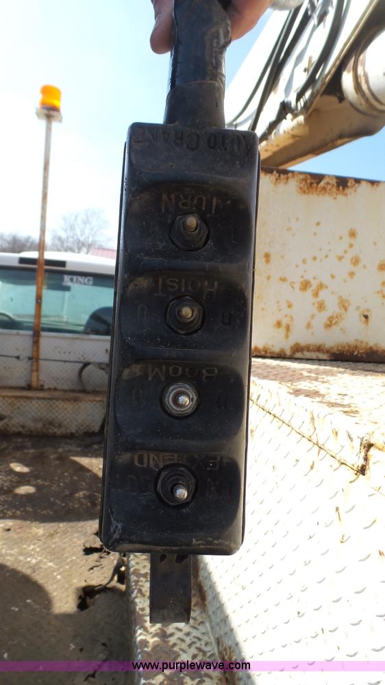 image for item K5043 1999 Ford F550 service truck with crane