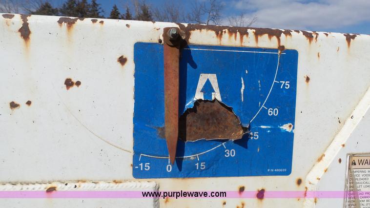 image for item K5043 1999 Ford F550 service truck with crane