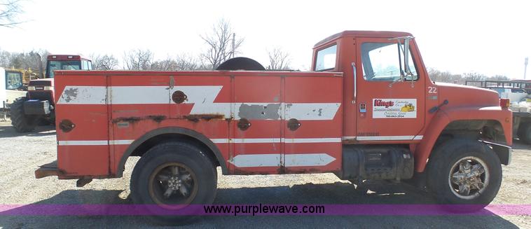 image for item K5044 1987 International S1900 service truck