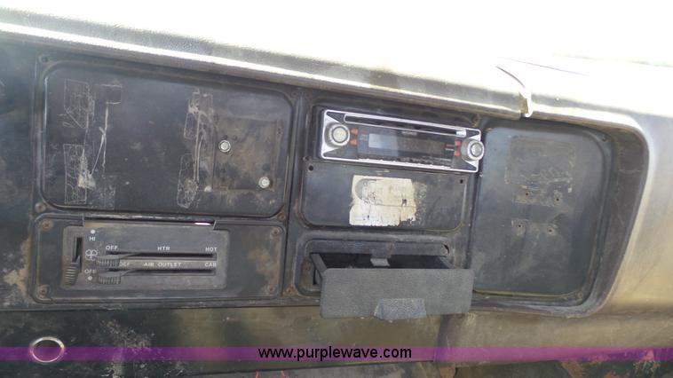 image for item K5044 1987 International S1900 service truck