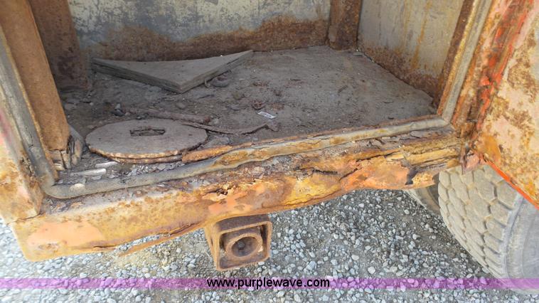 image for item K5044 1987 International S1900 service truck