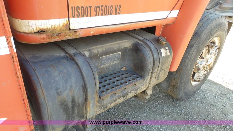 image for item K5044 1987 International S1900 service truck