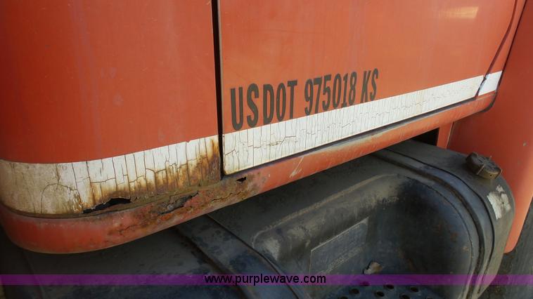 image for item K5044 1987 International S1900 service truck