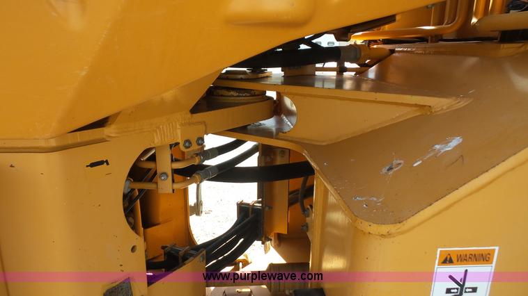 image for item K5051 2000 Case 621C wheel loader