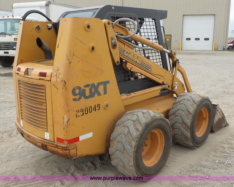 image for item K5059 Case 90XT skid steer