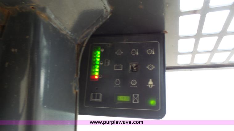 image for item K5059 Case 90XT skid steer