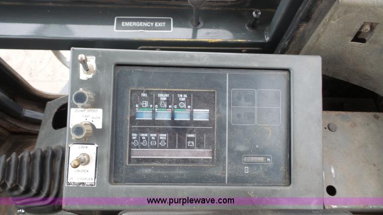 image for item K5060 1999 Komatsu WA250 wheel loader