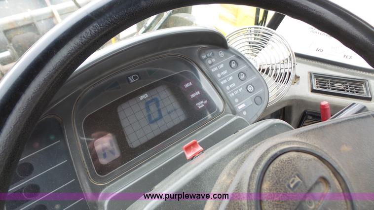 image for item K5060 1999 Komatsu WA250 wheel loader