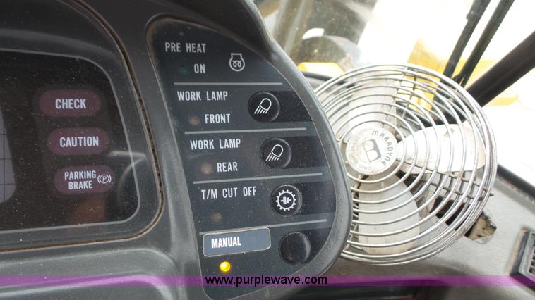 image for item K5060 1999 Komatsu WA250 wheel loader