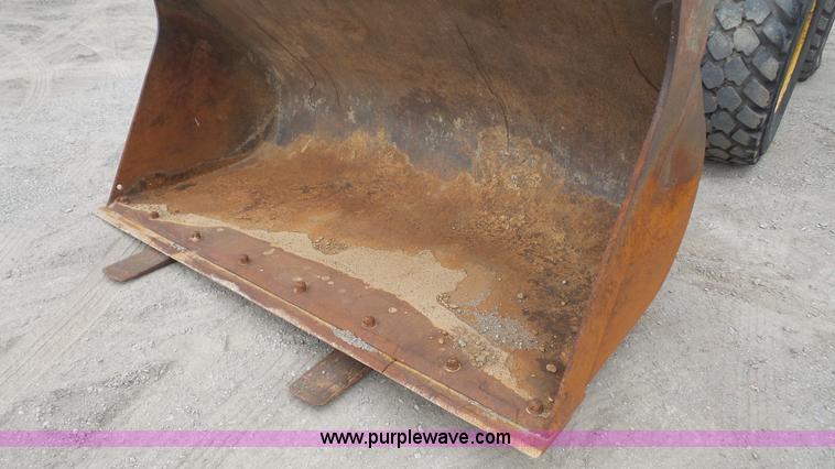 image for item K5060 1999 Komatsu WA250 wheel loader