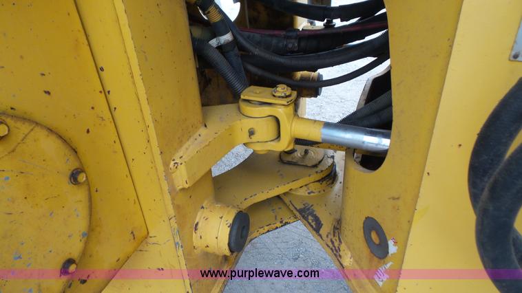 image for item K5060 1999 Komatsu WA250 wheel loader