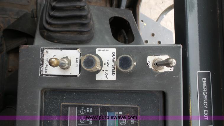 image for item K5060 1999 Komatsu WA250 wheel loader