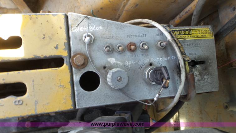 image for item K6931 1976 Caterpillar 14G motor grader