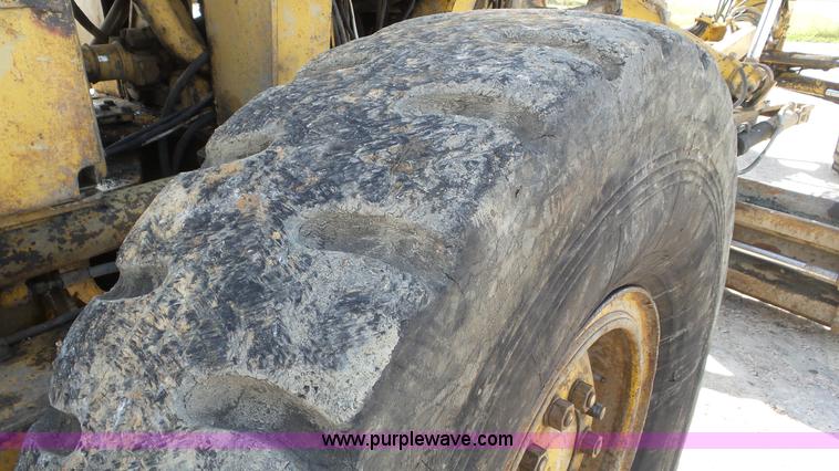 image for item K6931 1976 Caterpillar 14G motor grader