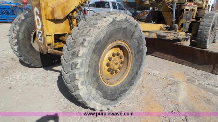 image for item K6931 1976 Caterpillar 14G motor grader
