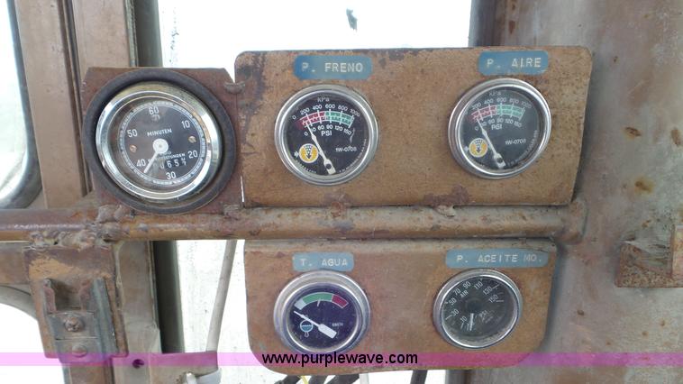 image for item K6932 1991 Caterpillar 14G motor grader