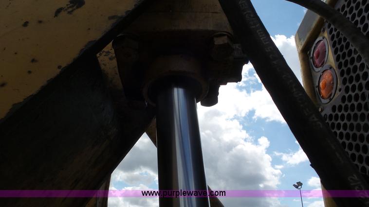 image for item K6932 1991 Caterpillar 14G motor grader