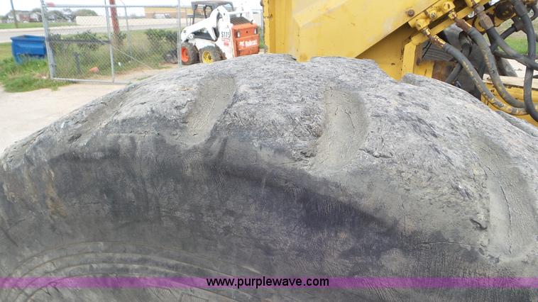 image for item K6932 1991 Caterpillar 14G motor grader