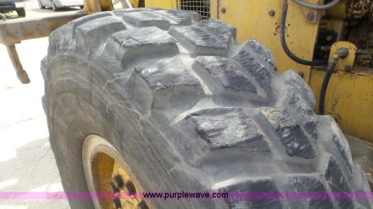 image for item K6932 1991 Caterpillar 14G motor grader