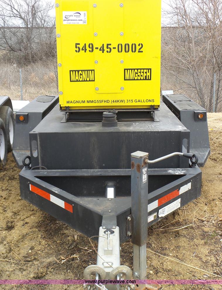 image for item L1525 2011 Magnum MMG55FH generator