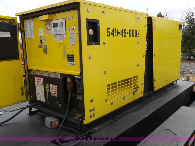 image for item L1525 2011 Magnum MMG55FH generator