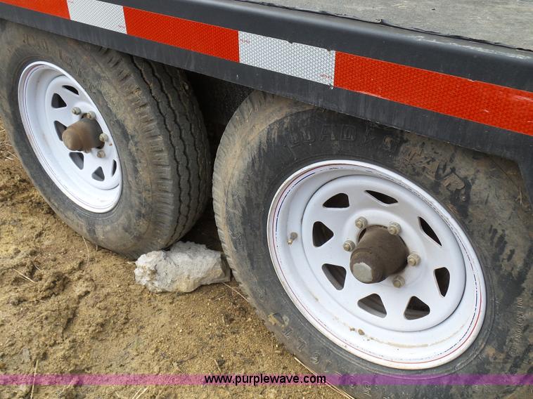 image for item L1525 2011 Magnum MMG55FH generator