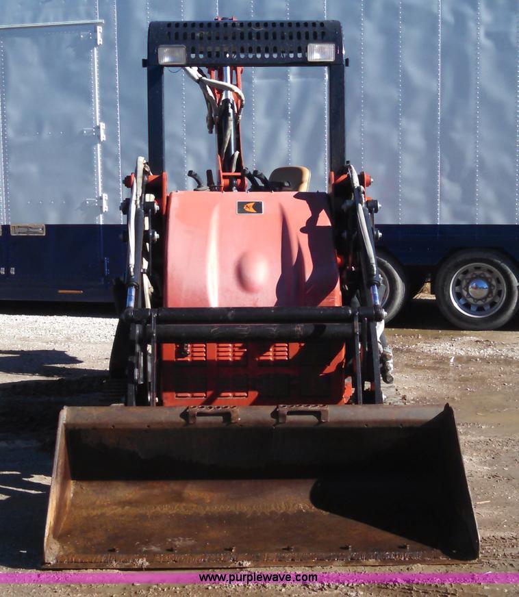 image for item L3003 2007 Ditch Witch XT1600 tool carrier