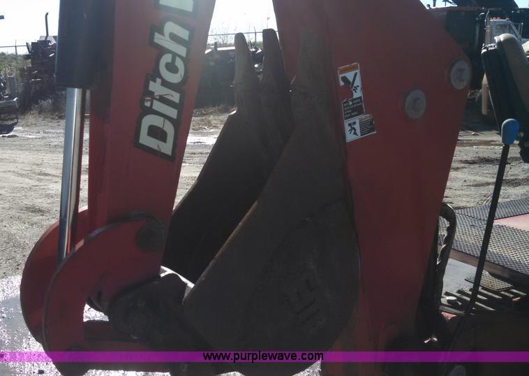 image for item L3003 2007 Ditch Witch XT1600 tool carrier